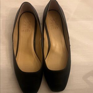 Naturalizer Black Women's Flats
